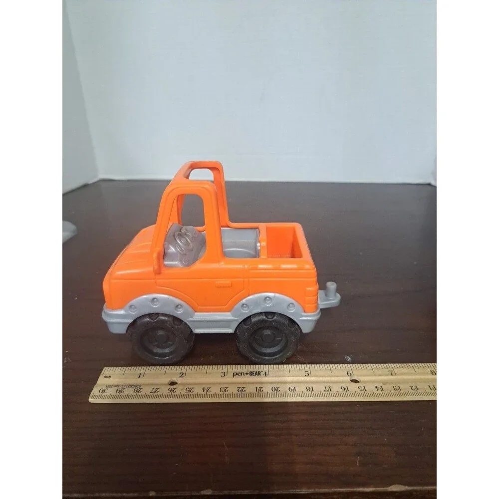 2017 Fisher Price Little People Orange Truck -plastic